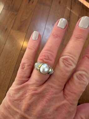 David Yurman Two-Tone Pearl Ring with Accent Stones - White, Gold, Silver